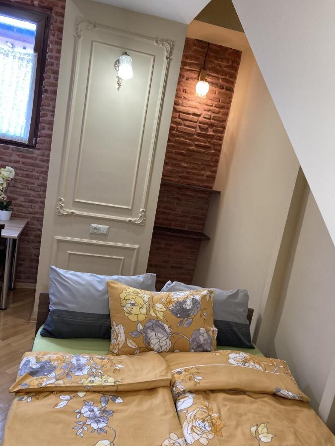Historic Apartments "1868 Tbilisi" Best Location Bagian luar foto