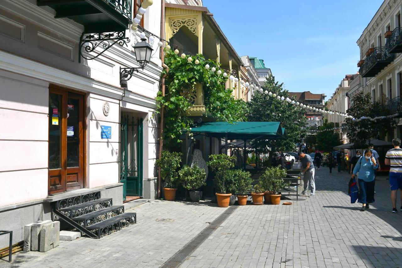 Historic Apartments "1868 Tbilisi" Best Location Bagian luar foto