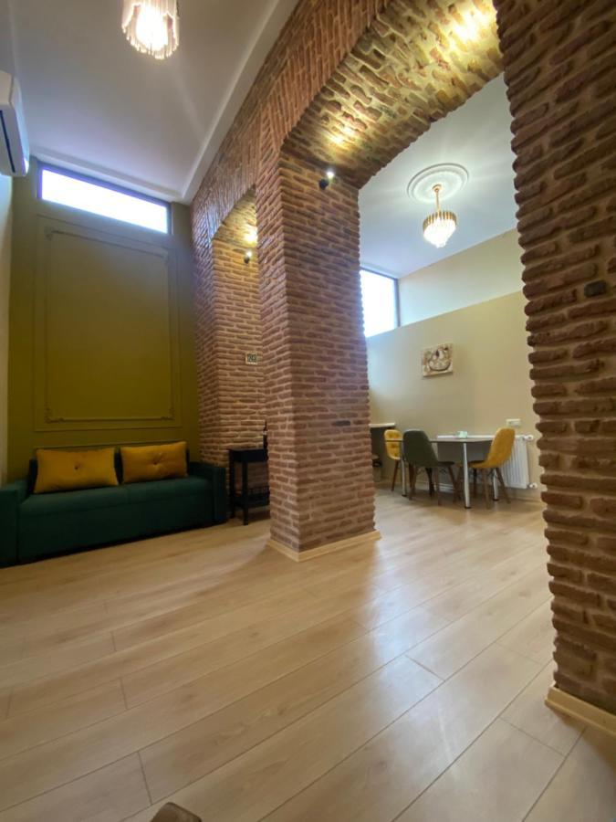 Historic Apartments "1868 Tbilisi" Best Location Bagian luar foto