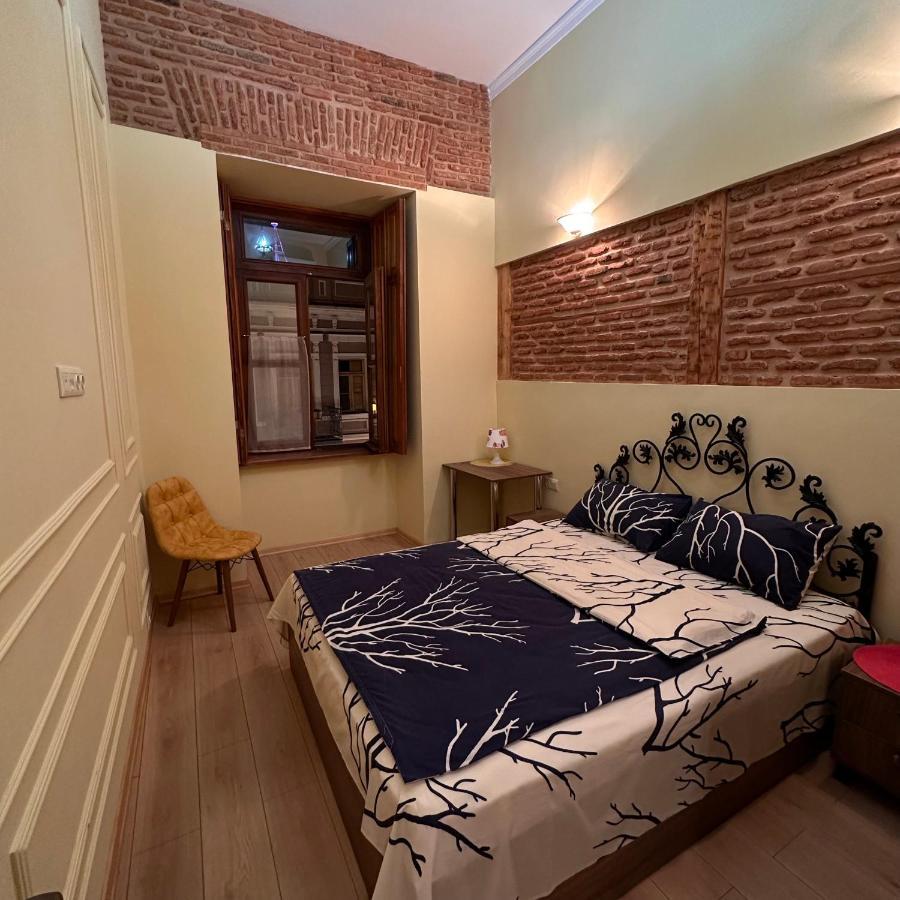 Historic Apartments "1868 Tbilisi" Best Location Bagian luar foto